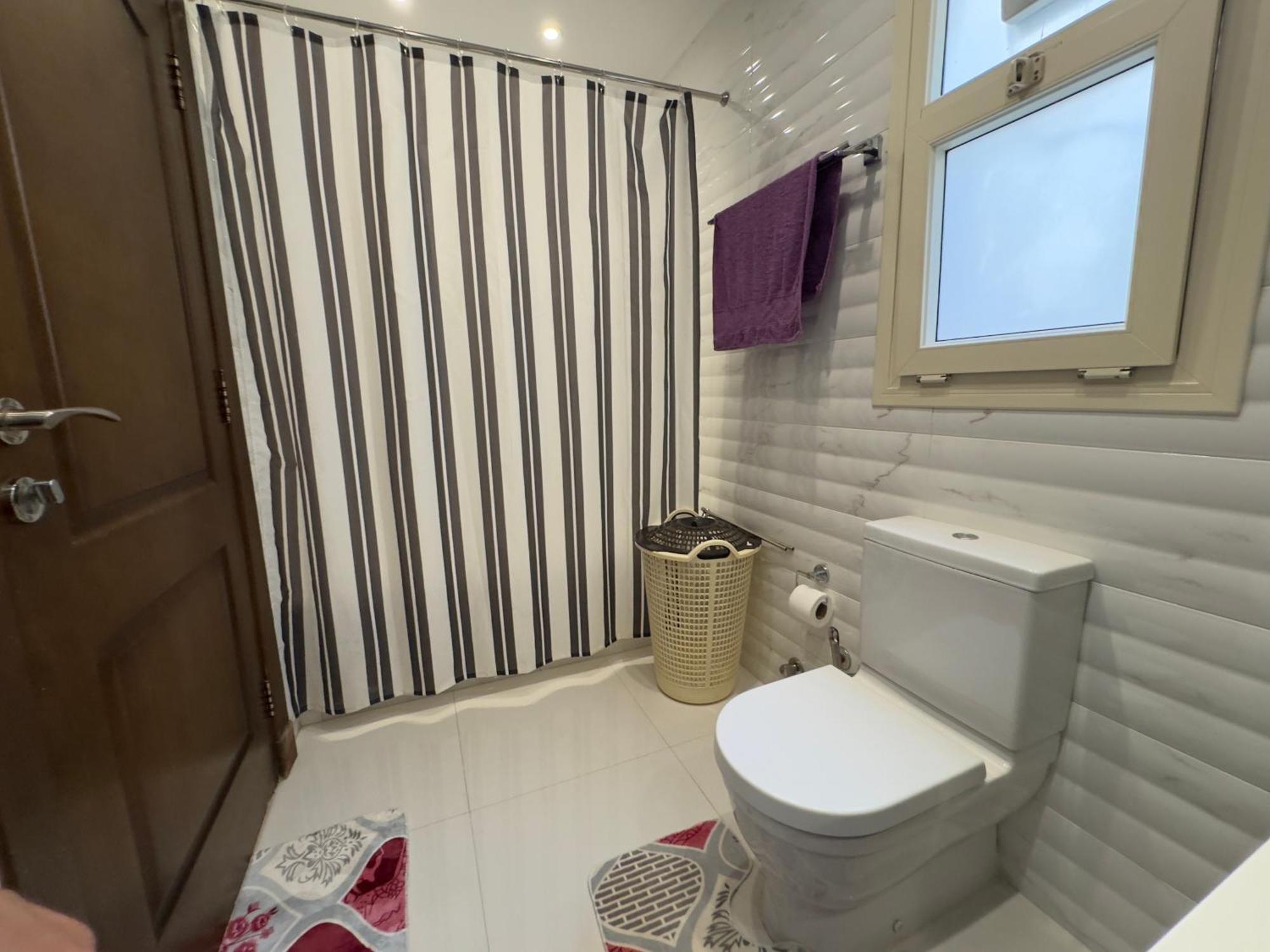 Ck1108 Spacious 2br 2ba Near Airport Apartment *